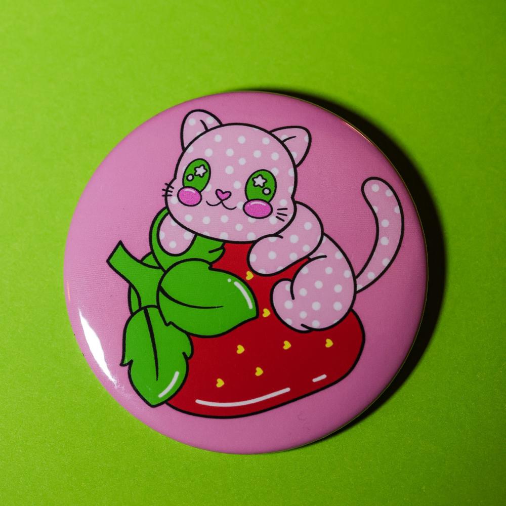 Custard on Berry - Large Button - Strawberry Shortcake™ ♥ SpooksieBoo®